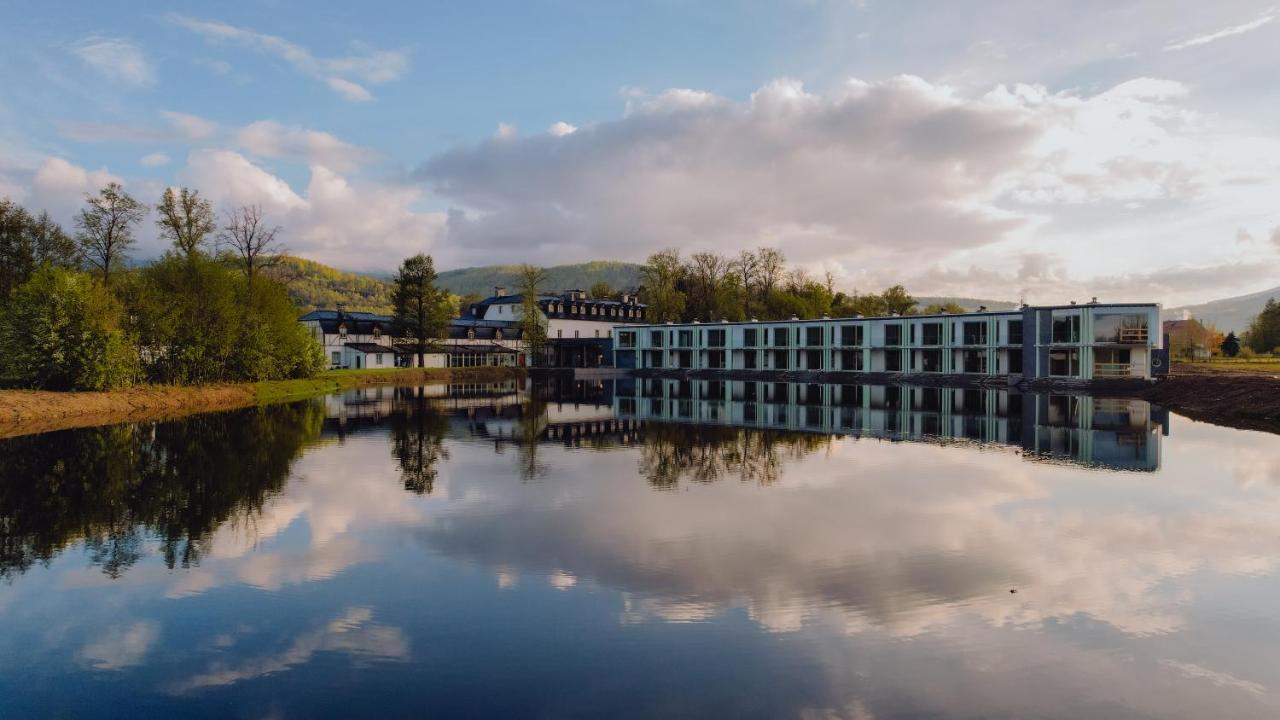 Palac Pakoszow Schlosshotel Wernersdorf Jelenia Góra Buitenkant foto